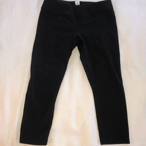 Black Crop Iviva Leggings
